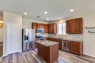 216 Golden Butterfly Dr in Leander, TX - Building Photo - Building Photo