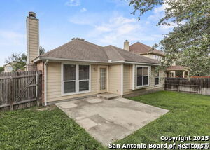 26120 Starling Hill in San Antonio, TX - Building Photo - Building Photo