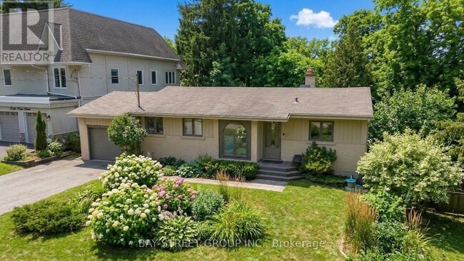 property at 2558 Mindemoya Rd