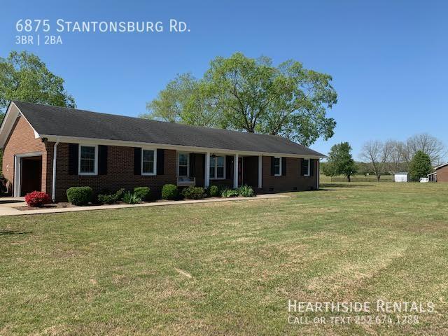 6875 Stantonsburg Rd in Farmville, NC - Building Photo