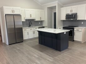 2922 Bobbie St in Bossier City, LA - Building Photo