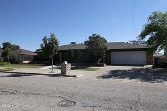 19014 Armington Dr in Horizon City, TX - Building Photo - Building Photo
