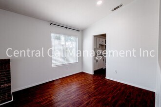 5801 Canoe Ct in Bakersfield, CA - Building Photo - Building Photo