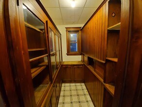 1518 1/2 Jefferson St in Duluth, MN - Building Photo - Building Photo