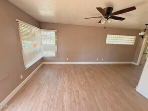 340 E Virginia Cir in Phoenix, AZ - Building Photo - Building Photo