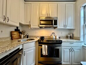 16 Melrose St, Unit 2 in Boston, MA - Building Photo - Building Photo