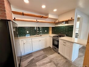 116 E Main St in Port Jefferson, NY - Building Photo - Building Photo