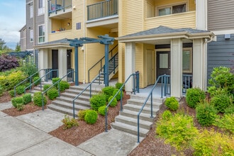 Uptown Square in Federal Way, WA - Building Photo - Building Photo