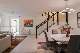 10590 NW 78th Terrace in Doral, FL - Building Photo - Building Photo