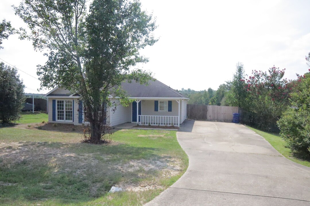 54 Lee Rd 2095 in Phenix City, AL - Building Photo