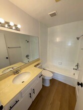 1321 N Vista St in Los Angeles, CA - Building Photo - Building Photo