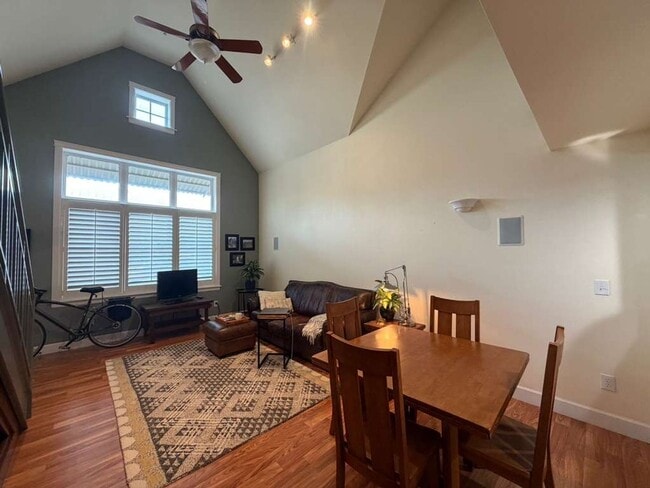 409 Mason Ct in Fort Collins, CO - Building Photo - Building Photo