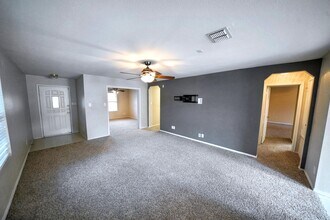 249 Weeping Willow in Cibolo, TX - Building Photo - Building Photo