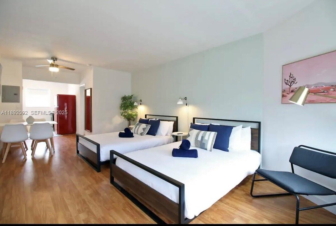 7721 Harding Ave in Miami Beach, FL - Building Photo