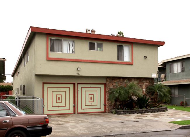 437 BONITO Ave in Long Beach, CA - Foto de edificio - Building Photo