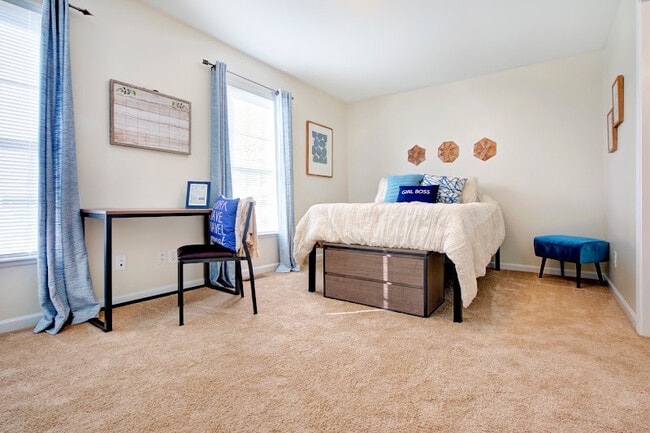 Lark West Lafayette Apartments in West Lafayette, IN - Building Photo - Building Photo