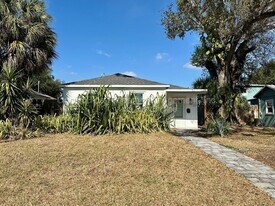 4133 3rd Ave N in St. Petersburg, FL - Building Photo