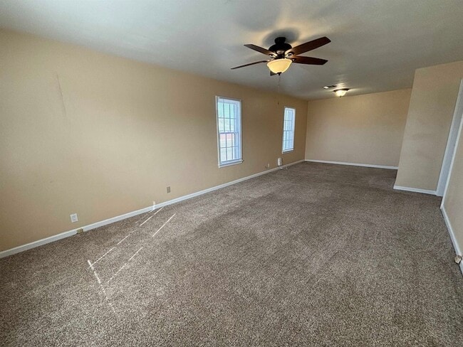 2330 W Randolph Ave in Enid, OK - Building Photo - Building Photo