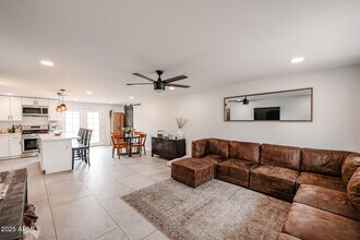 3520 E Ludlow Dr in Phoenix, AZ - Building Photo - Building Photo