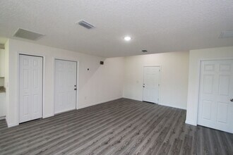 978 Gulfport Rd SE in Palm Bay, FL - Building Photo - Building Photo