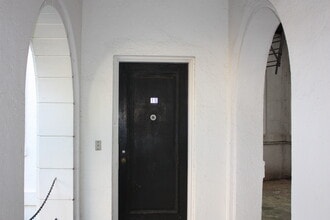 3409 Greenway, Unit 1D in Baltimore, MD - Foto de edificio - Building Photo