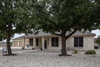 403 Rolling Ridge Dr in Del Rio, TX - Foto de edificio - Building Photo