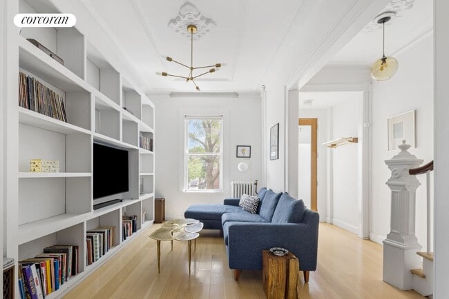 129 Calyer St in Brooklyn, NY - Building Photo - Building Photo