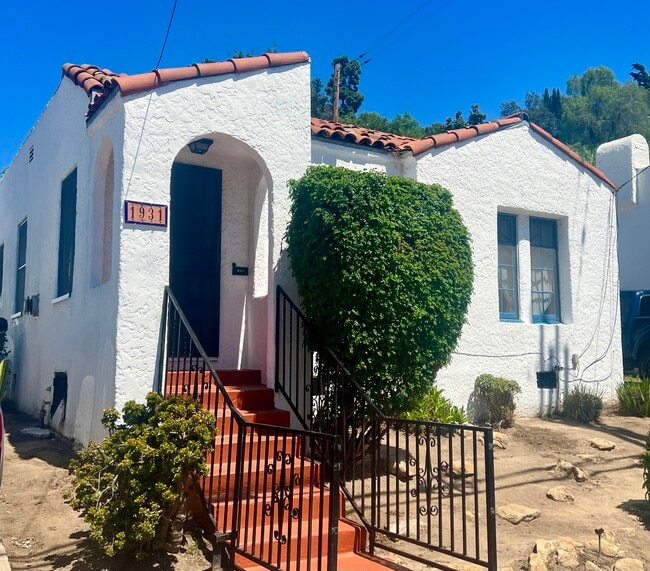 property at 1931 Avalon St