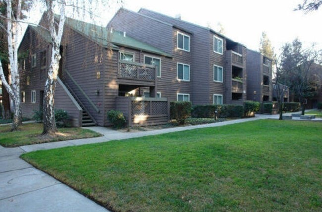 1141 Yarwood Ct in San Jose, CA - Building Photo - Building Photo