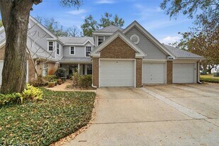 2201 Coach House Blvd in Orlando, FL - Building Photo