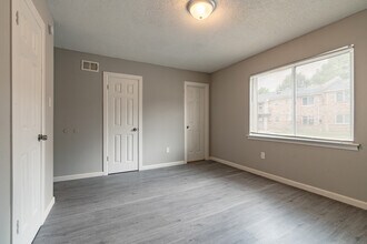 Camelot Manor in Memphis, TN - Foto de edificio - Interior Photo