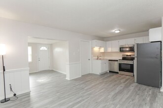 1232 Clydesdale Ln in Virginia Beach, VA - Building Photo - Building Photo
