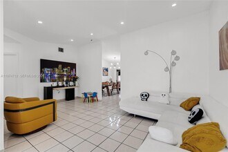 12775 SW 59th St in Miami, FL - Building Photo - Building Photo