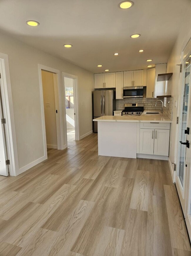 property at 5728-5730 Adelaide Ave