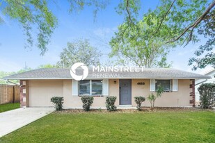4655 48th Ave N in St. Petersburg, FL - Building Photo