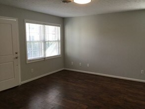 4315 Maple Ave-Unit -A in Wilmington, NC - Foto de edificio - Building Photo
