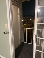 420 Stratford Pl in Bound Brook, NJ - Building Photo