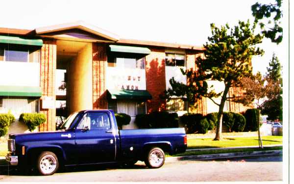 Walnut Manor in Brea, CA - Foto de edificio - Building Photo