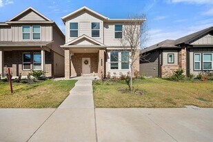 3133 Strawberry Farm Ln in Fort Worth, TX - Building Photo