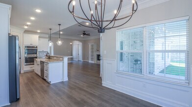 6237 Cypress Ln in Biloxi, MS - Building Photo - Building Photo