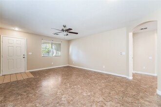 1160 Blue Magenta Ave in Las Vegas, NV - Building Photo - Building Photo