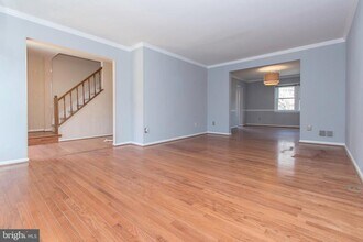 48 Pontiac Way in Gaithersburg, MD - Building Photo - Building Photo