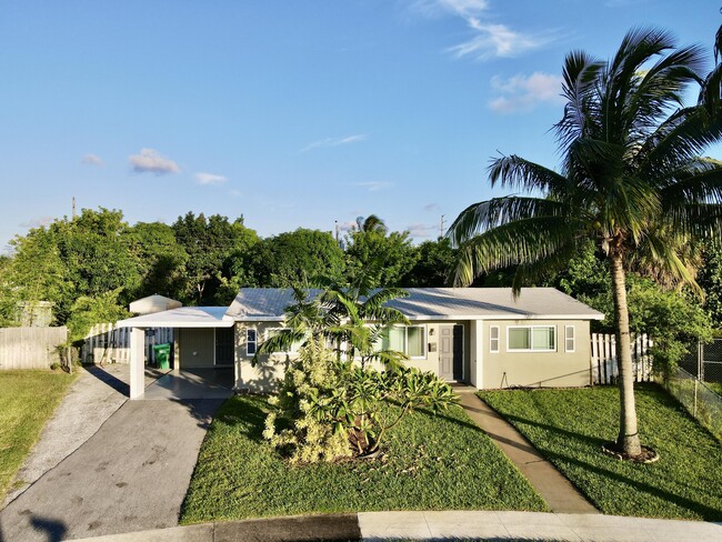 property at 1810 G Ave