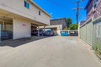 Secure, Walkable Building Near Crenshaw &  in Los Angeles, CA - Building Photo - Building Photo