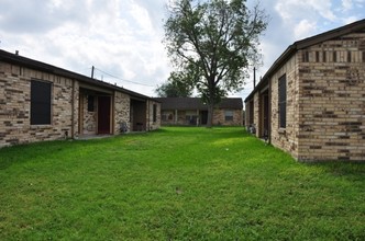 Alice Village in Alice, TX - Building Photo - Building Photo