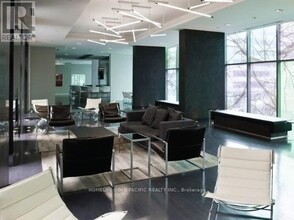 37-1237 Grosvenor St in Toronto, ON - Building Photo - Building Photo