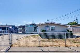 2782 Sleepy Hollow Ave in Hayward, CA - Building Photo