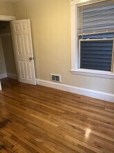 18 Bay St, Unit 17-2L in Cambridge, MA - Foto de edificio - Building Photo