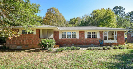 2506 Elm Dr NE in Cleveland, TN - Building Photo - Building Photo