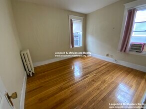 13 Allston St, Unit 4 in Boston, MA - Building Photo - Building Photo
